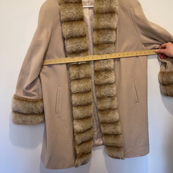 Albert Nipon XL Beige Wool Blend Coat Mink Faux Fur Trim & Pockets - Picture 6 of 7